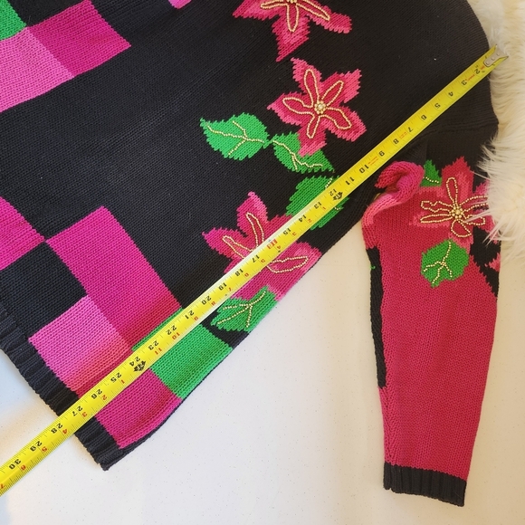 Vintage Oversized Pink Black Floral Knit Sweater High Neck Gold Beaded Size Med - Picture 9 of 10